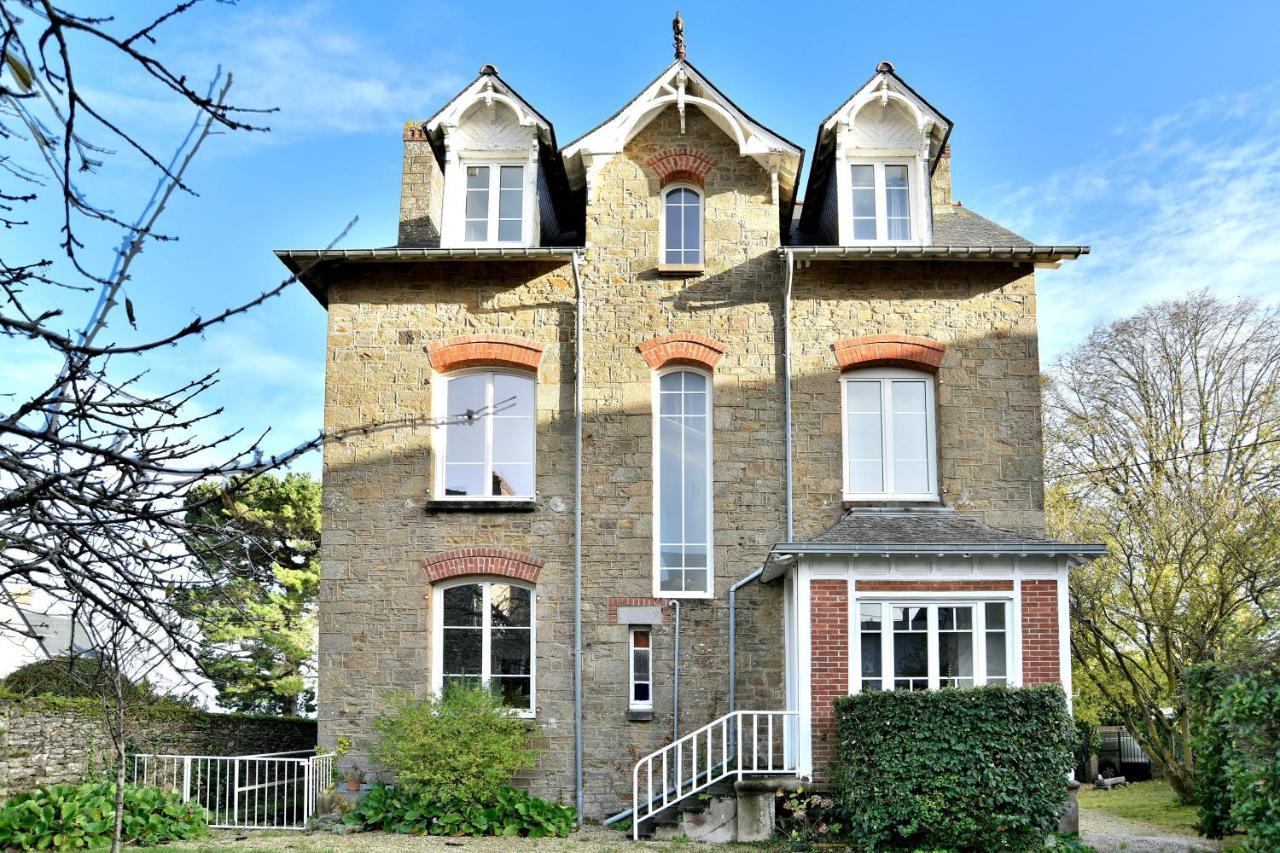 La Brise Cancalaise - Maison Typique Avec Vue Mer Cancale Ngoại thất bức ảnh